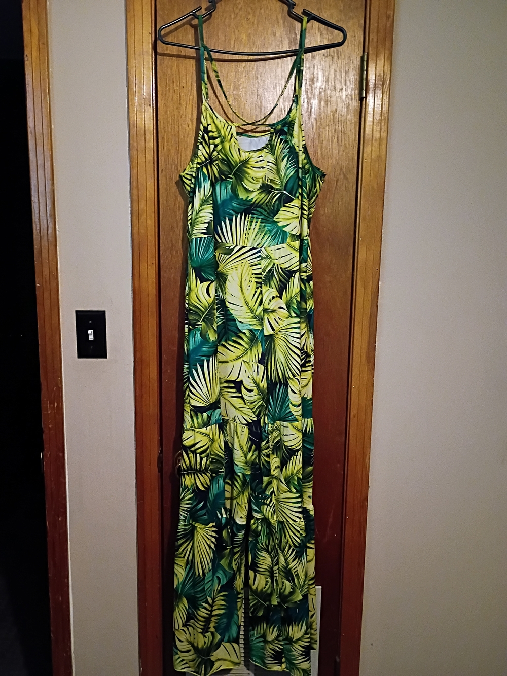 SHEIN Tropical Palm Print Strappy Maxi Dress in Green & Yellow